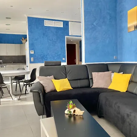 Le Marina Apartment *