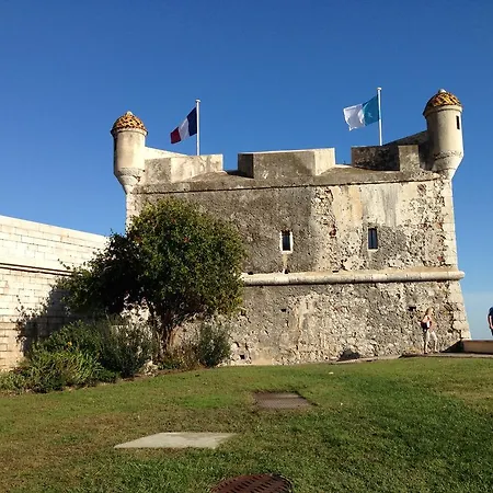 Le Marina * Mentone